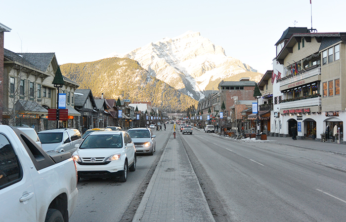 job-in-banff-01