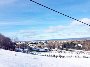 blue-mountain-snowboarding-02