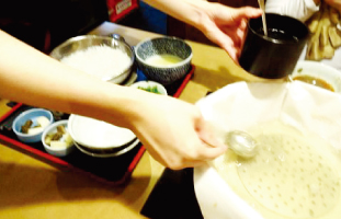 締めはふぐ雑炊