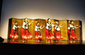 JCCCオハナフラ・グループのフラダンス