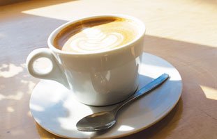 クラシックな味を楽しむことができるカプチーノ