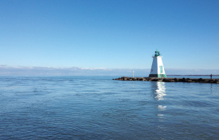 おだやかなオンタリオ湖の情景には息をのむばかり