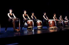 アジア人女性の和太鼓グループ　新公演開催決定