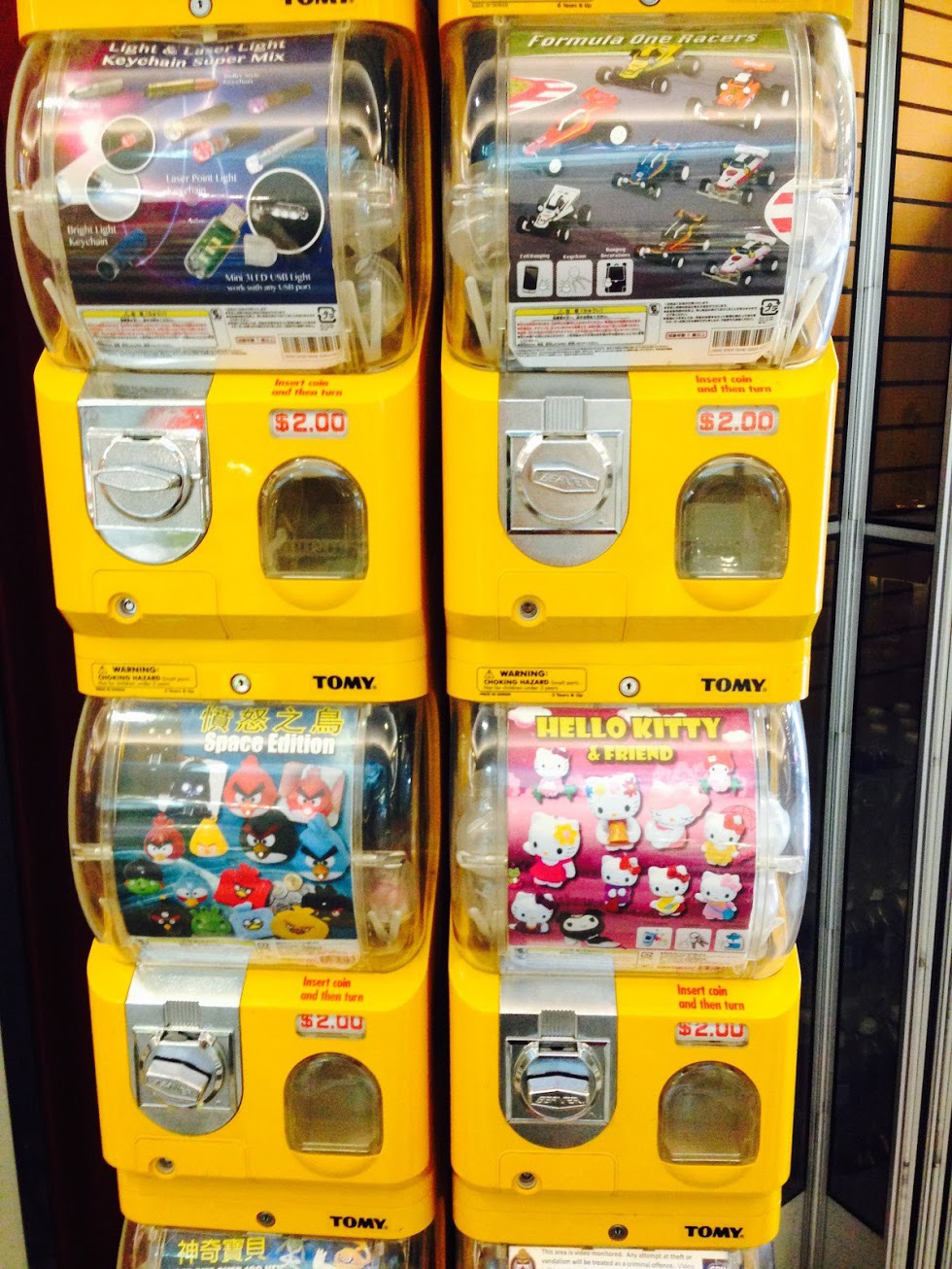 gachapon-toronto01