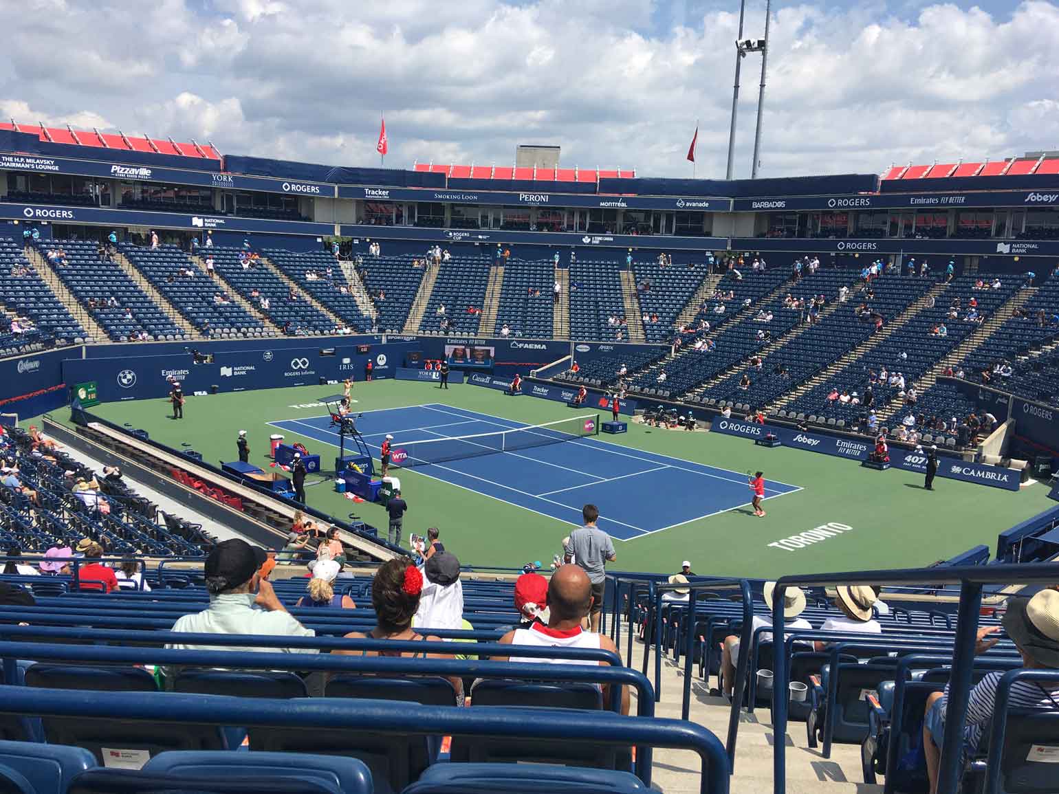 センターコート